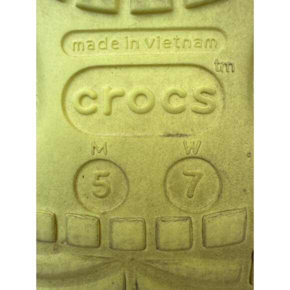 Crocs Classic Clogs Size W7/M5 Bright Yellow Slip-On Sandals With Adjustable Hee - Picture 6 of 6